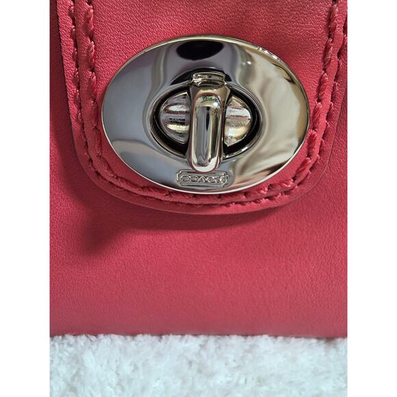 Coach 2010 Signature C Canvas Turnlock Flap Crossbody with Matching Wallet - Picture 12 of 14